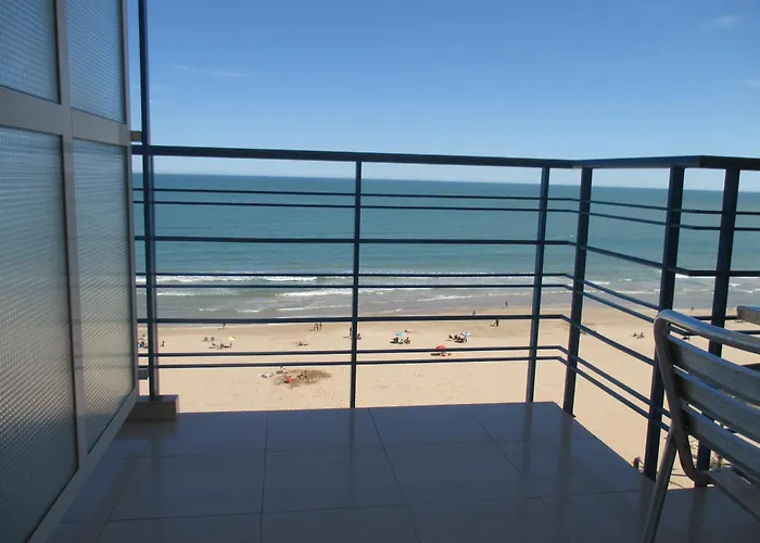 Apartamentos Gema Primera Linea Cullera